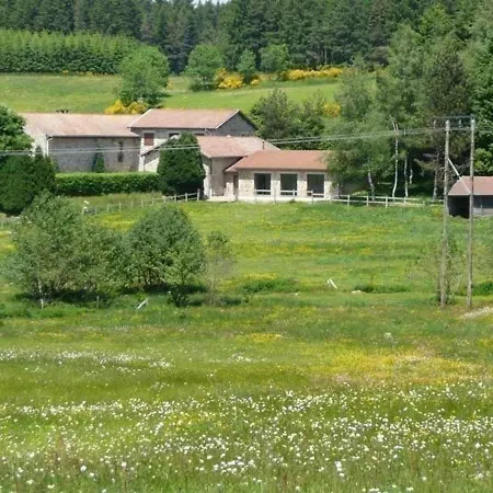 Elegante Ferme Avec Piscine, Tennis Et Confortables Au Coeur D'un Domaine Equestre Verdoyant - Fr-1-582-414 Bed & Breakfast