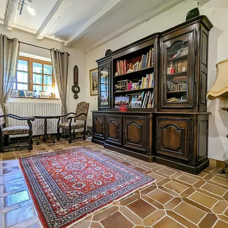 Bed & Breakfast Elegante Ferme Avec Piscine, Tennis Et Confortables Au Coeur D'un Domaine Equestre Verdoyant - Fr-1-582-414